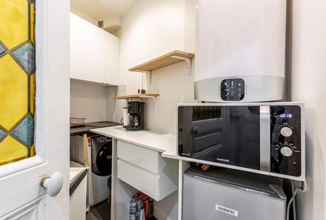 Abbesses - Superbe appartement avec cheminées París Exterior foto