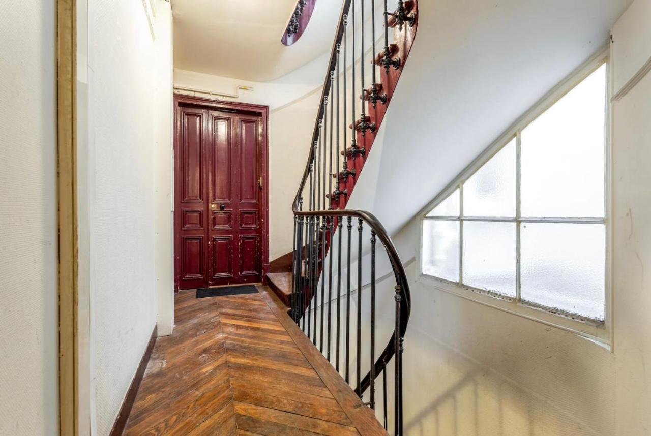 Abbesses - Superbe appartement avec cheminées París Exterior foto