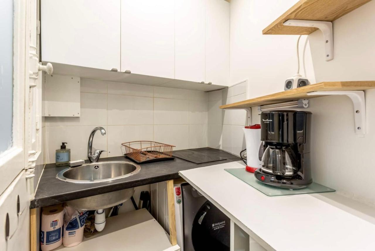 Abbesses - Superbe appartement avec cheminées París Exterior foto