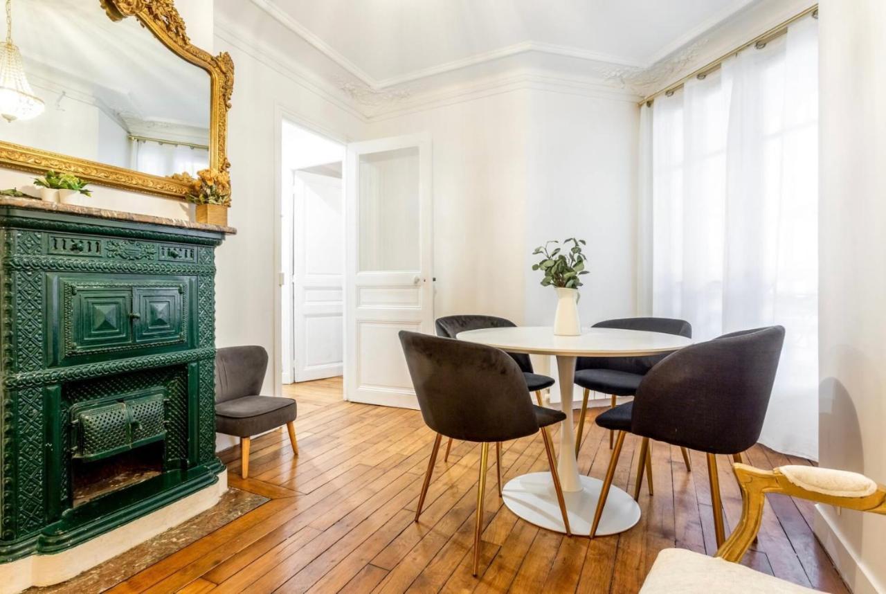 Abbesses - Superbe appartement avec cheminées París Exterior foto
